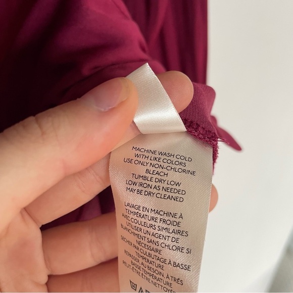 Free People Lala Solid Blouse By Off Beat Burgundy Button Down Blouse Bow Small - Picture 12 of 16